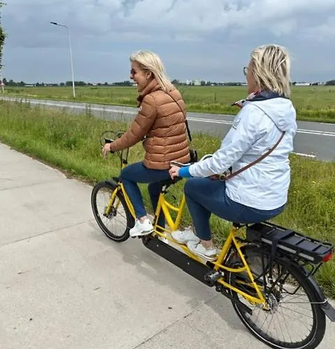 Geliefd Oda ve Kahvaltı 3*